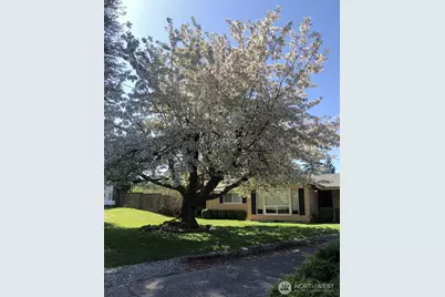 10820 109th Street SW, Tacoma, WA 98498 - Photo 1