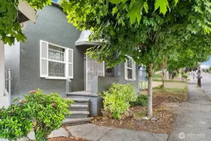 1105 6th St, Bremerton, WA 98337 - Photo 1