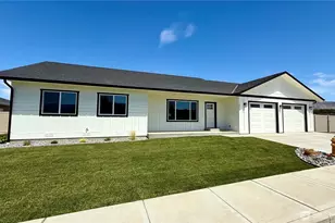 2575 1st St SE, East Wenatchee, WA 98802 - Photo 1