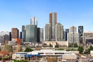 701 122nd Ave NE, Bellevue, WA 98005 - Photo 1