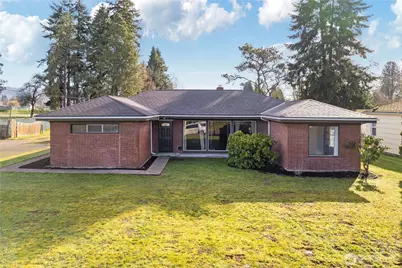 1648 7th Avenue, Longview, WA 98632 - Photo 1
