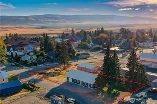 108 S Rainier St, Waterville, WA 98858 - Photo 1