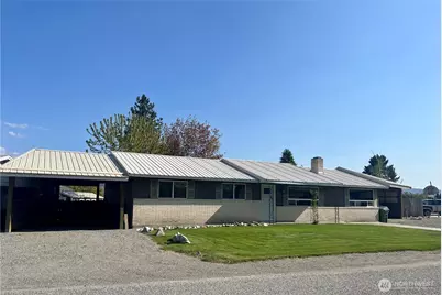 734 Sunrise Drive, Omak, WA 98841 - Photo 1