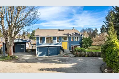 10030 39th Avenue SW, Seattle, WA 98146 - Photo 1