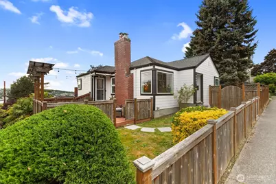 4001 2nd Avenue NW, Seattle, WA 98107 - Photo 1