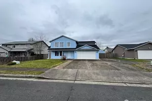 147 Vermillion St, Kelso, WA 98626 - Photo 1