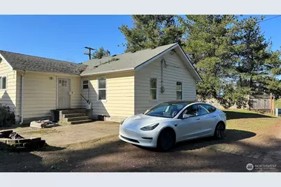 351 NE 185th Street, Shoreline, WA 98155 - Photo 1