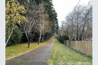 18335 NE 24th Street, Redmond, WA 98052 - Photo 1