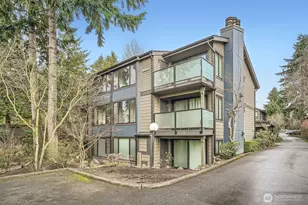 1804 N 105th St, Seattle, WA 98133 - Photo 1