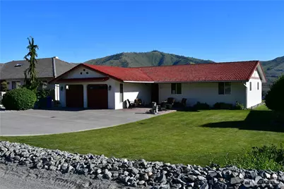 128 Bogey Boulevard, Chelan, WA 98816 - Photo 1
