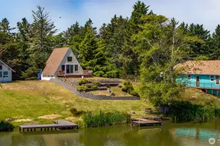 662 Mt Olympus Ave SE, Ocean Shores, WA 98569 - Photo 1