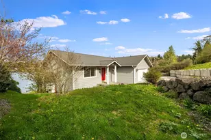 3690 NW Phinney Bay Dr, Bremerton, WA 98312 - Photo 1