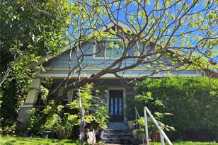 4716 7th Ave NE, Seattle, WA 98105 - Photo 1