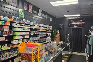 104 E Main St, Auburn, WA 98002 - Photo 1