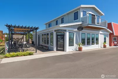 235 Howerton Avenue SE, Ilwaco, WA 98624 - Photo 1