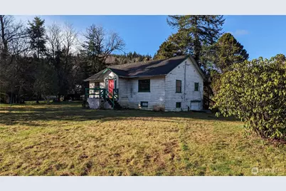 10169 State Route 101, Raymond, WA 98577 - Photo 1