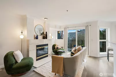 701 Galer Street #819, Seattle, WA 98109 - Photo 1