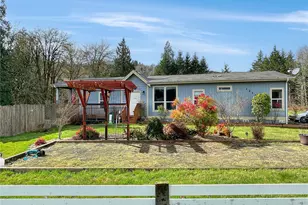 1215 Chapman Rd, Castle Rock, WA 98611 - Photo 1