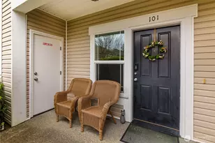 4212 5th Ave NW, Olympia, WA 98502 - Photo 1