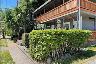 111 W 3rd St, Centralia, WA 98531 - Photo 1