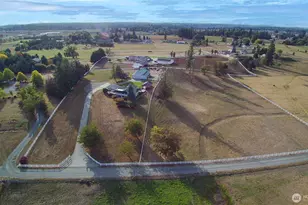 20115 SE 424th St, Enumclaw, WA 98022 - Photo 1