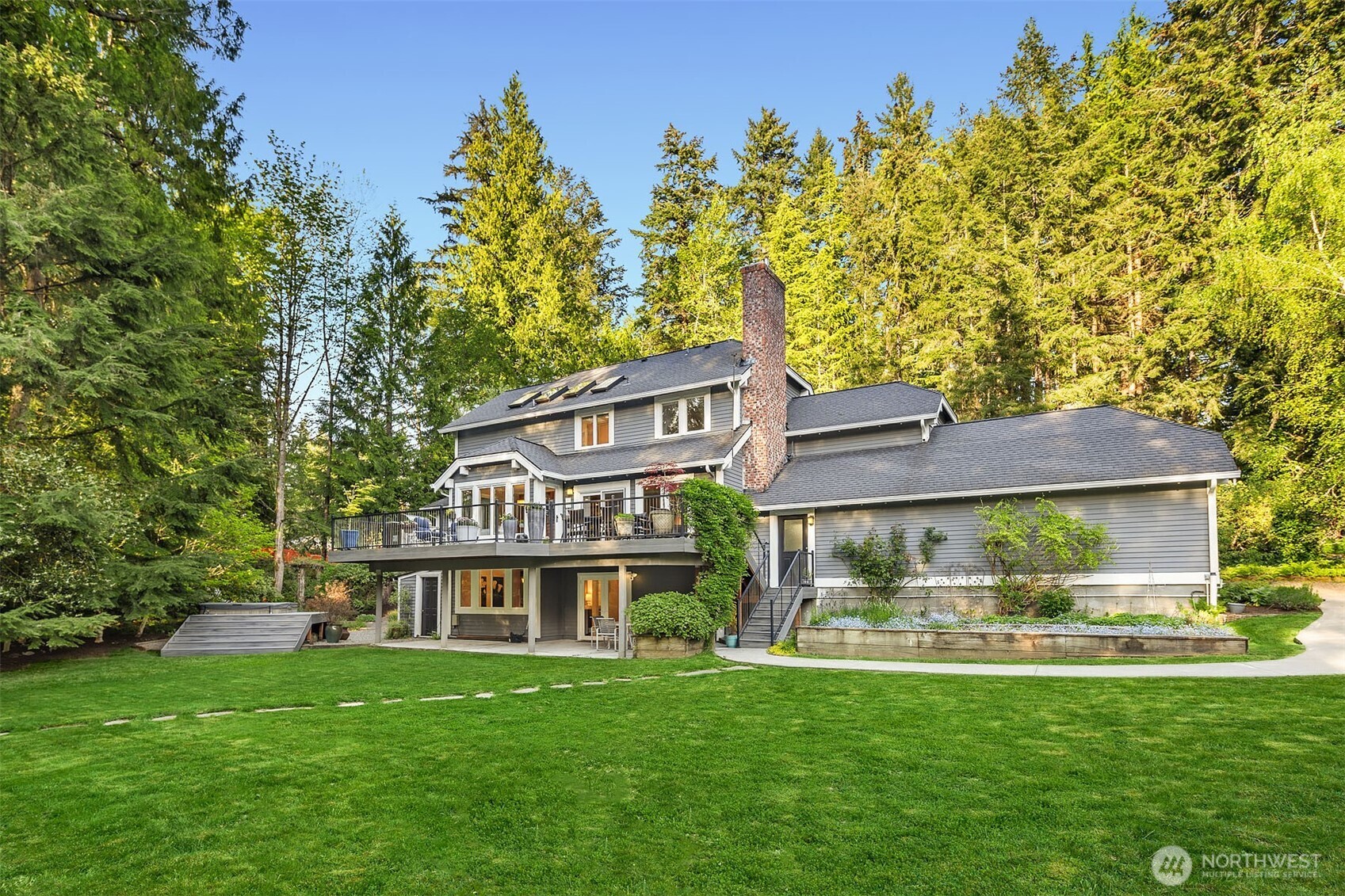 4525 143rd Pl NE, Bellevue, WA 98007 - MLS 2348325 - Coldwell Banker