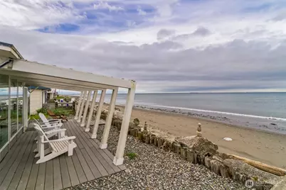 2687 West Beach Rd W, Oak Harbor, WA 98277 - Photo 1