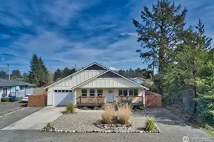 492 Ensign Ave NW, Ocean Shores, WA 98569 - Photo 1
