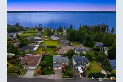 19218 95th Avenue NW, Stanwood, WA 98292 - Photo 1