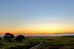 304 14th Street NW, Long Beach, WA 98631 - Photo 1