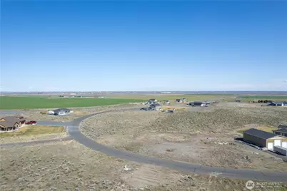 595 SE Desert Hills Loop, Moses Lake, WA 98837 - Photo 1