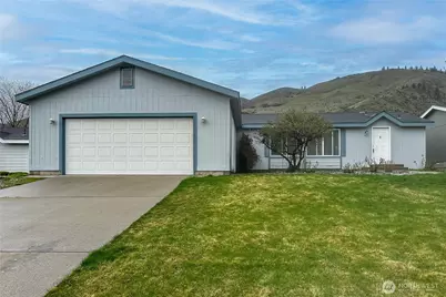 14616 Diamond Avenue, Entiat, WA 98822 - Photo 1