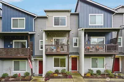 17531 110th Avenue E #E, Puyallup, WA 98374 - Photo 1