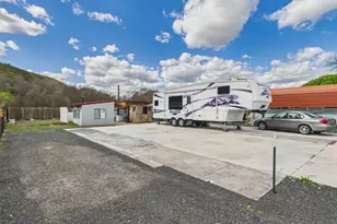 315 W 2nd St, Starbuck, WA 99359 - Photo 1