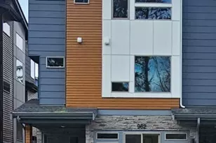 962 Dove Tail Ln NW, Bainbridge Island, WA 98110 - Photo 1