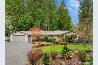 900 SW Cedarglade Drive, Issaquah, WA 98027 - Photo 1