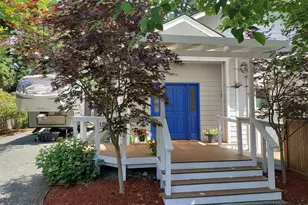 18208 25th Ave NE, Lake Forest Park, WA 98155 - Photo 1