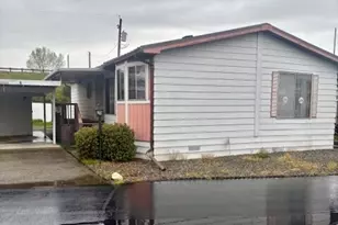 10521 60th St Ct E, Puyallup, WA 98372 - Photo 1