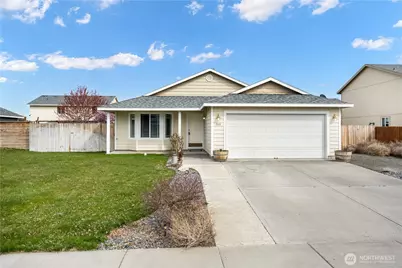 2013 S Stirling Avenue, Moses Lake, WA 98837 - Photo 1