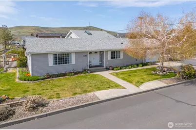 291 C Street SE, Ephrata, WA 98823 - Photo 1