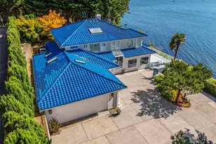 1192 E State Route 4, Cathlamet, WA 98612 - Photo 1