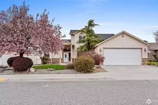 1330 Boulder Loop, East Wenatchee, WA 98802 - Photo 1