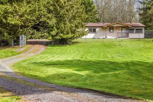 242 Winterhaven Dr, Port Angeles, WA 98362 - Photo 1