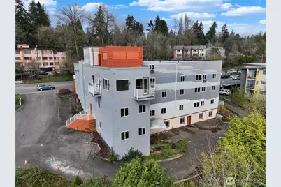 10516 Lake City Way NE, Seattle, WA 98125 - Photo 1