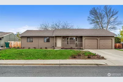 936 Grenz Street, Wenatchee, WA 98801 - Photo 1