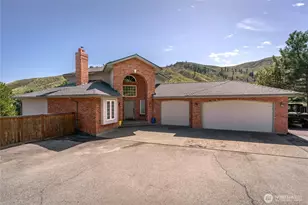 2035 #2 Canyon Rd, Wenatchee, WA 98801 - Photo 1