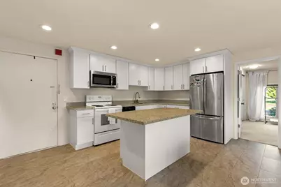 11008 NE 68th Street #721, Kirkland, WA 98033 - Photo 1