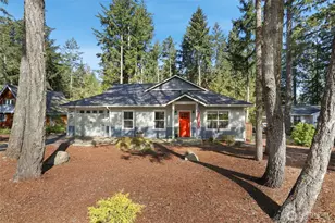 201 E Country Club Drive East, Union, WA 98592 - Photo 1