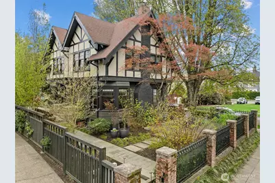 1157 Federal Avenue E, Seattle, WA 98102 - Photo 1