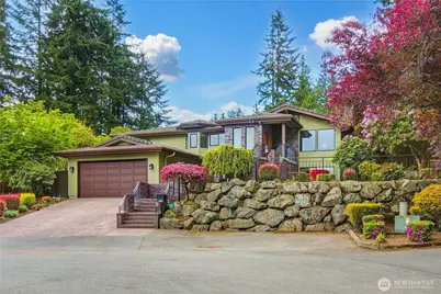 806 Alpine Drive, Everett, WA 98203 - Photo 1